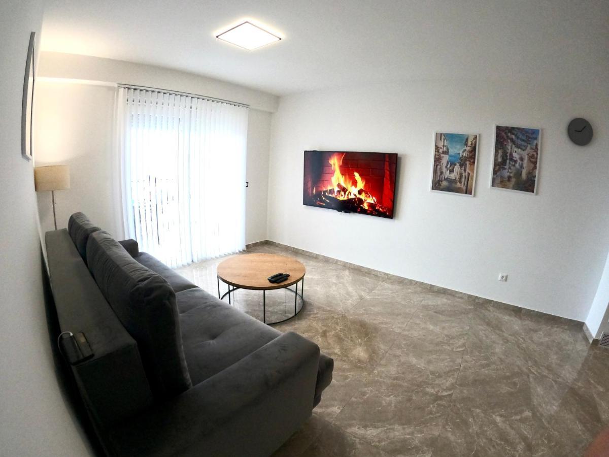 Apartment Dalmatino Makarska Eksteriør bilde